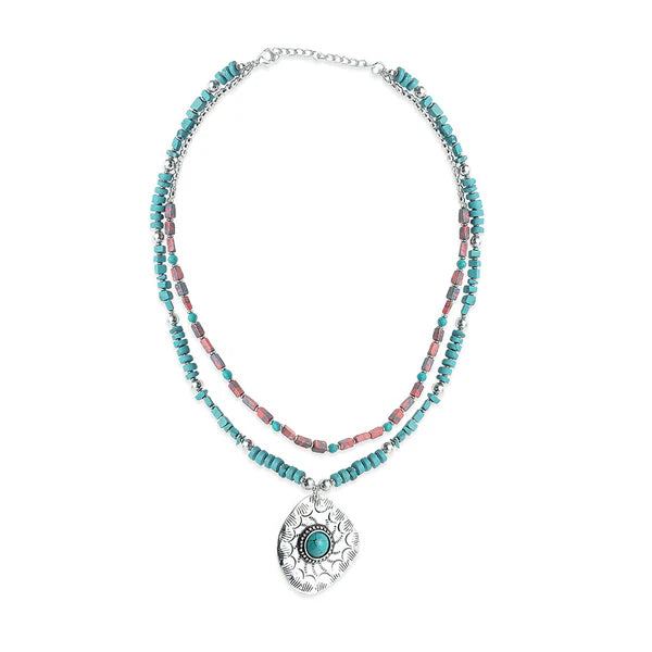 Myra Women's Conch Horizon Necklace