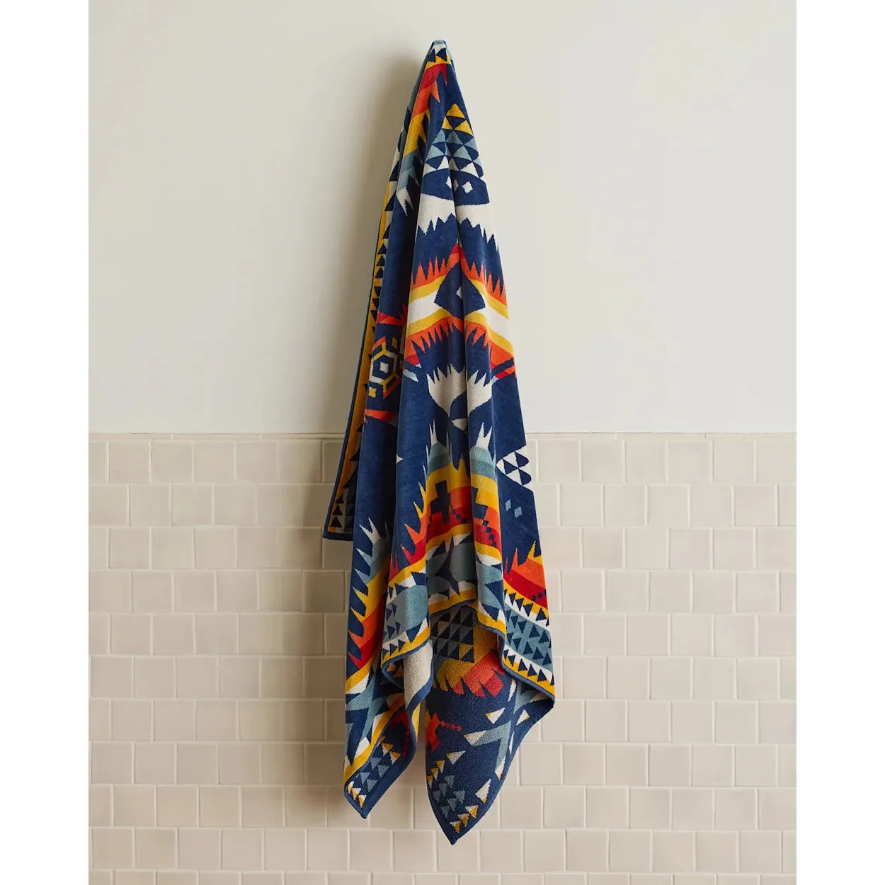 Oversized Jacquard  Nehalem Spa Towel -  Navy
