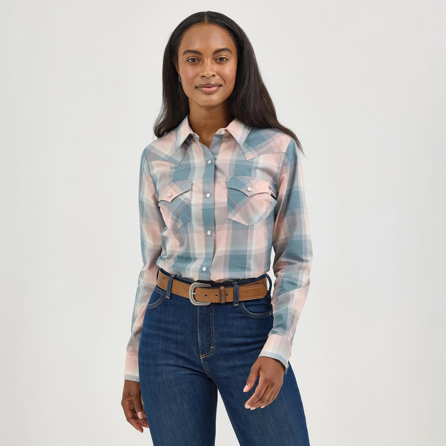 Wrangler Women's Long Sleeve Essential Shirt- Pink