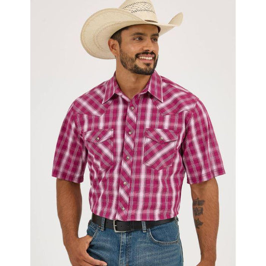 Wrangler Men's 20X Competition Advanced Classic Fit Comfort Short Sleeve Shirt- Sangria