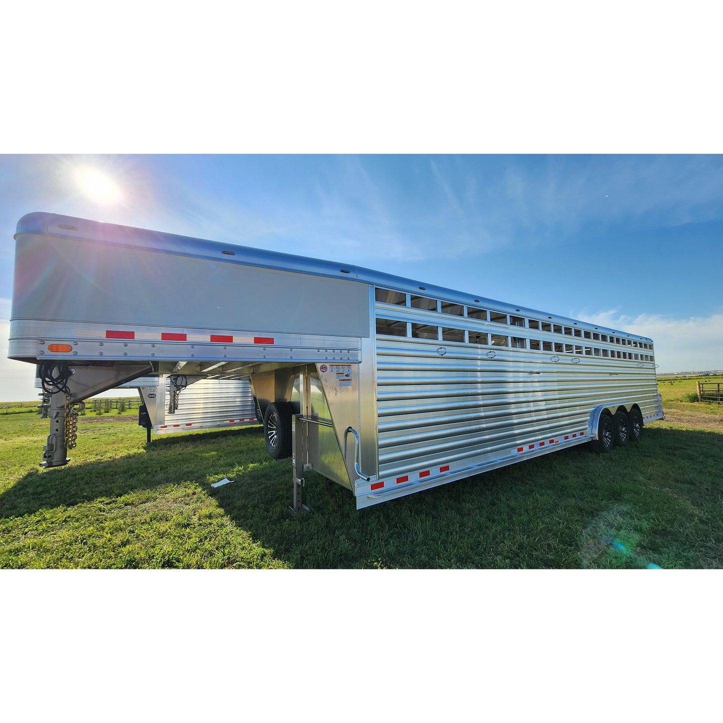 2026 4-Star 32' Horse/Stock Trailer
