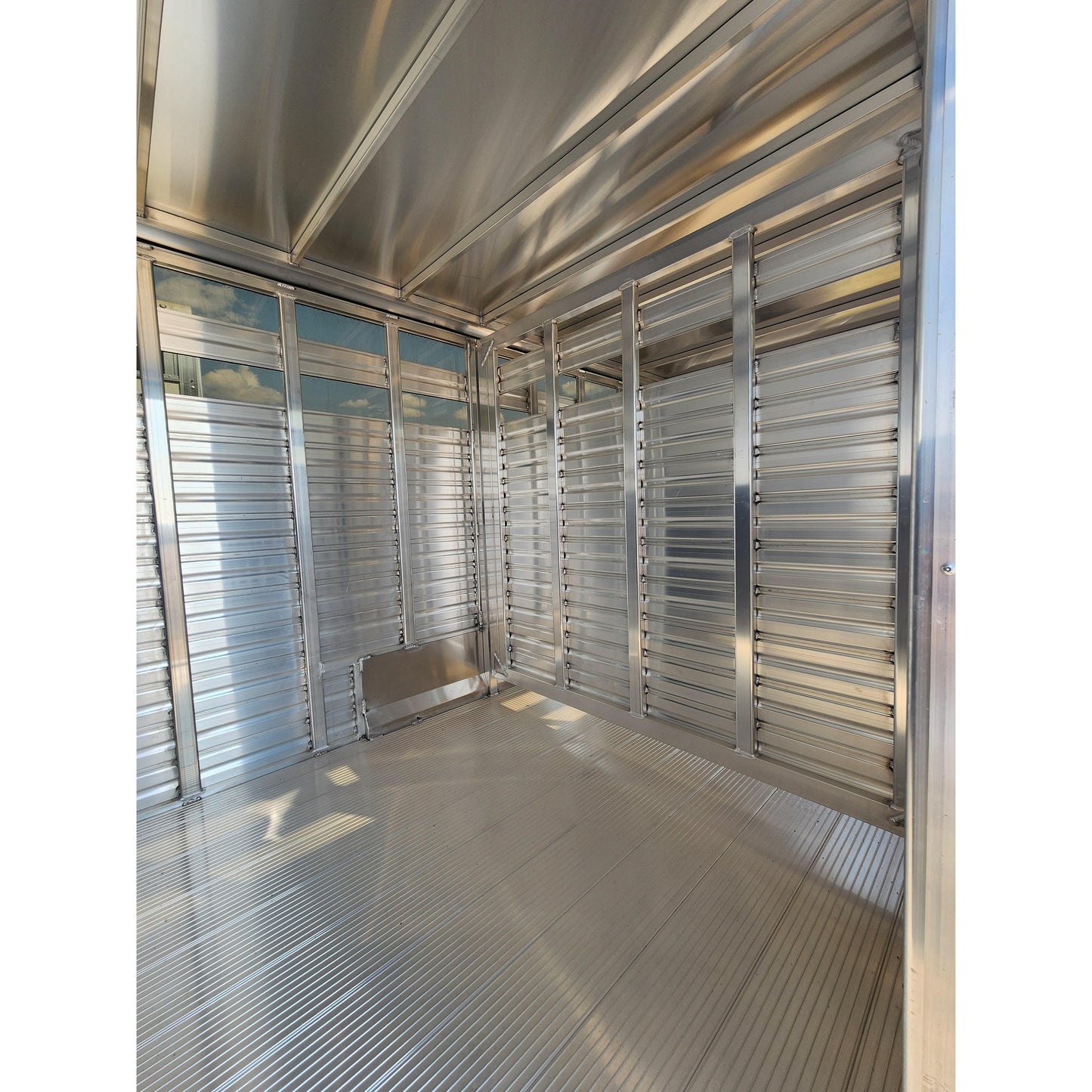 2026 18' 7" Frontier Livestock Trailer