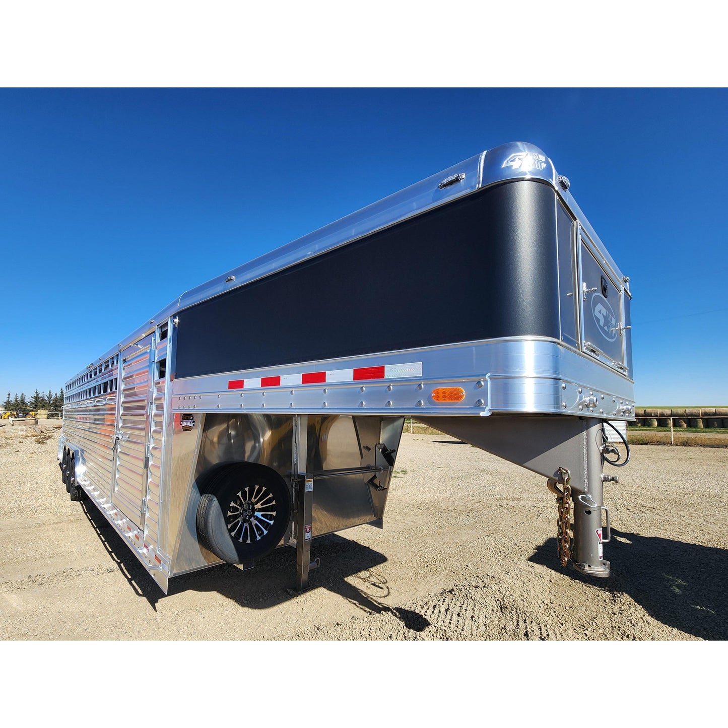2026 4-STAR 30' Stock Trailer with Rolling Gate