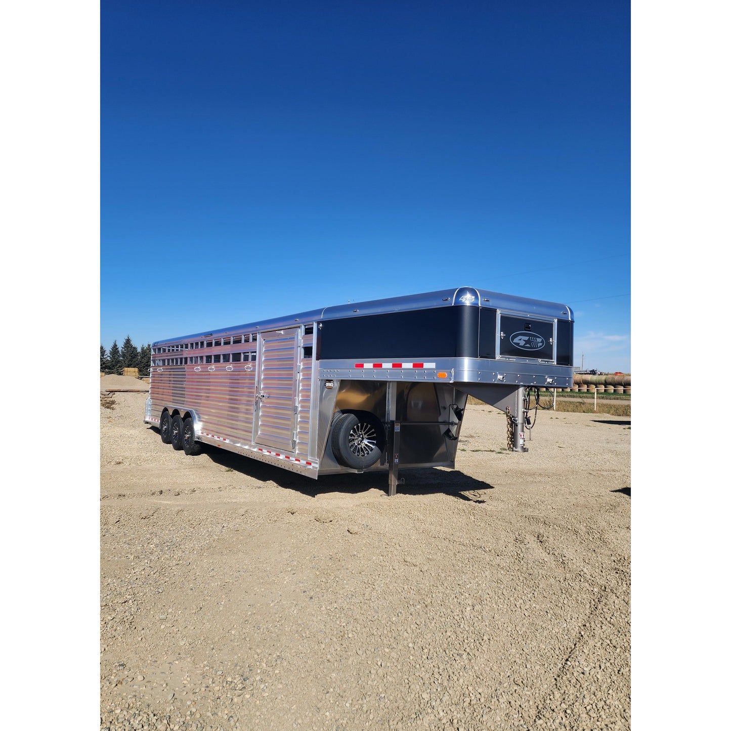 2026 4-STAR 30' Stock Trailer with Rolling Gate