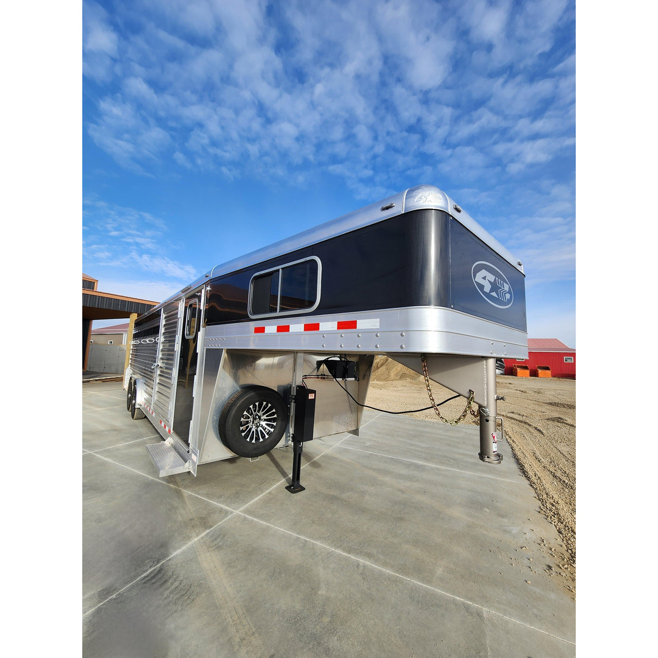 2026 4Star 24' Stock Combo Deluxe Trailer