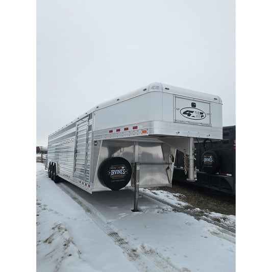 2026 4-Star 32' Stock Trailer w/ Plexiglass