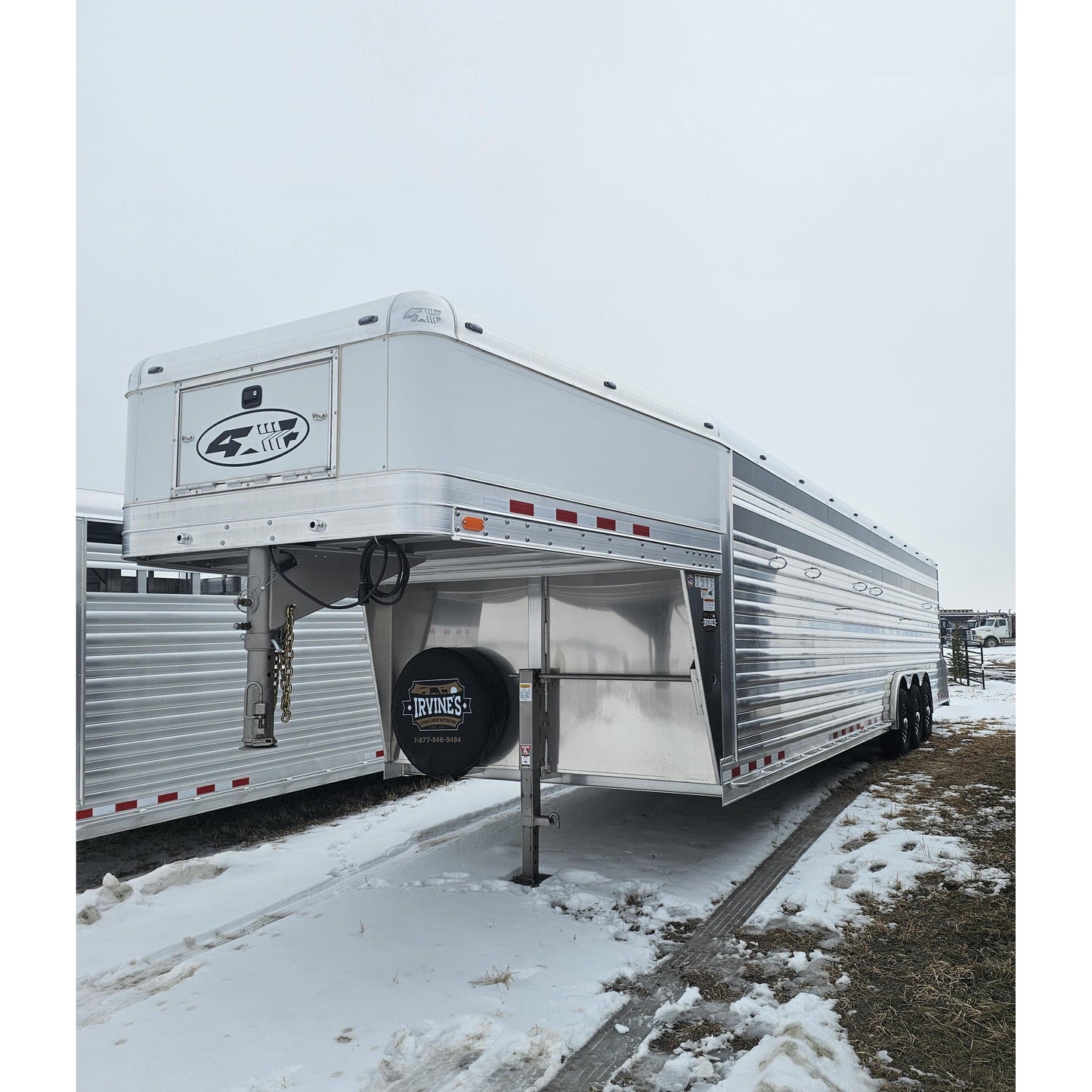 2026 4-Star 32' Stock Trailer w/ Plexiglass