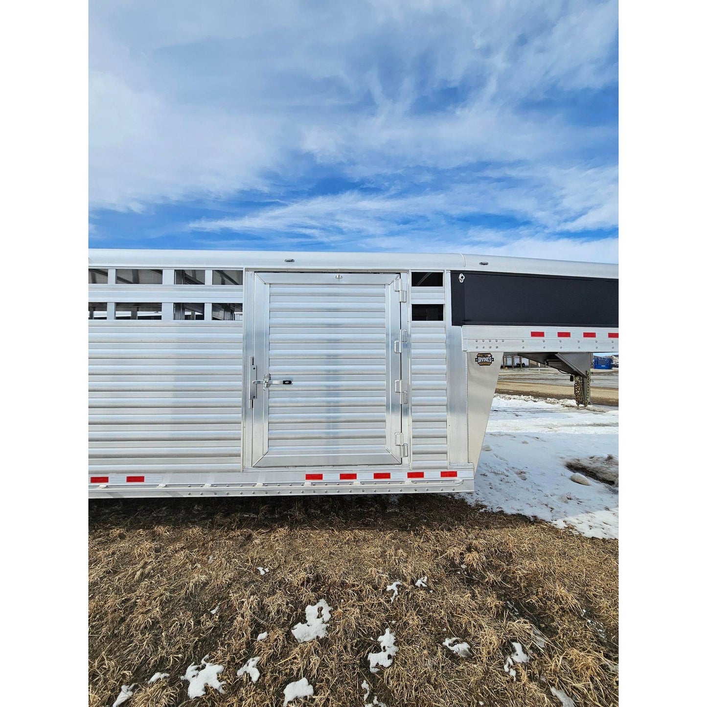 2026 4-Star 30'Stock Trailer w/ Slider in Center Gate