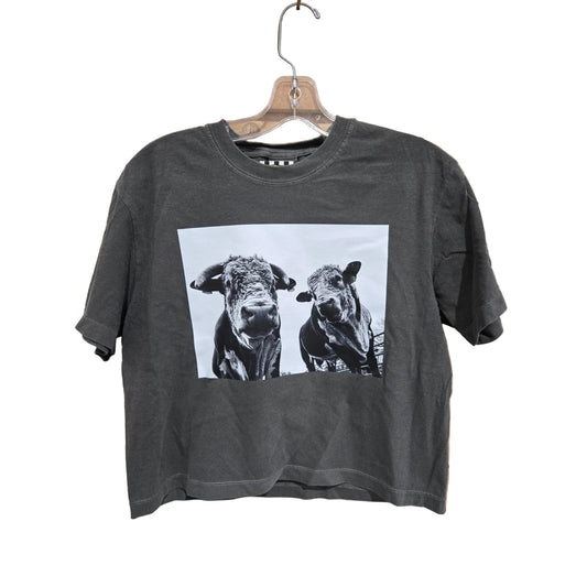 The Branded Roan Ranch Watch Cropped Tee Shirt - Pepper