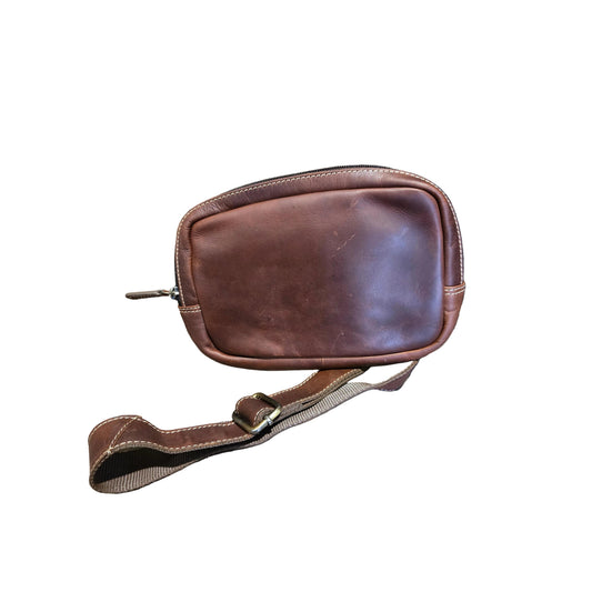 Rugged Earth Women's Crossbody Purse - Brown