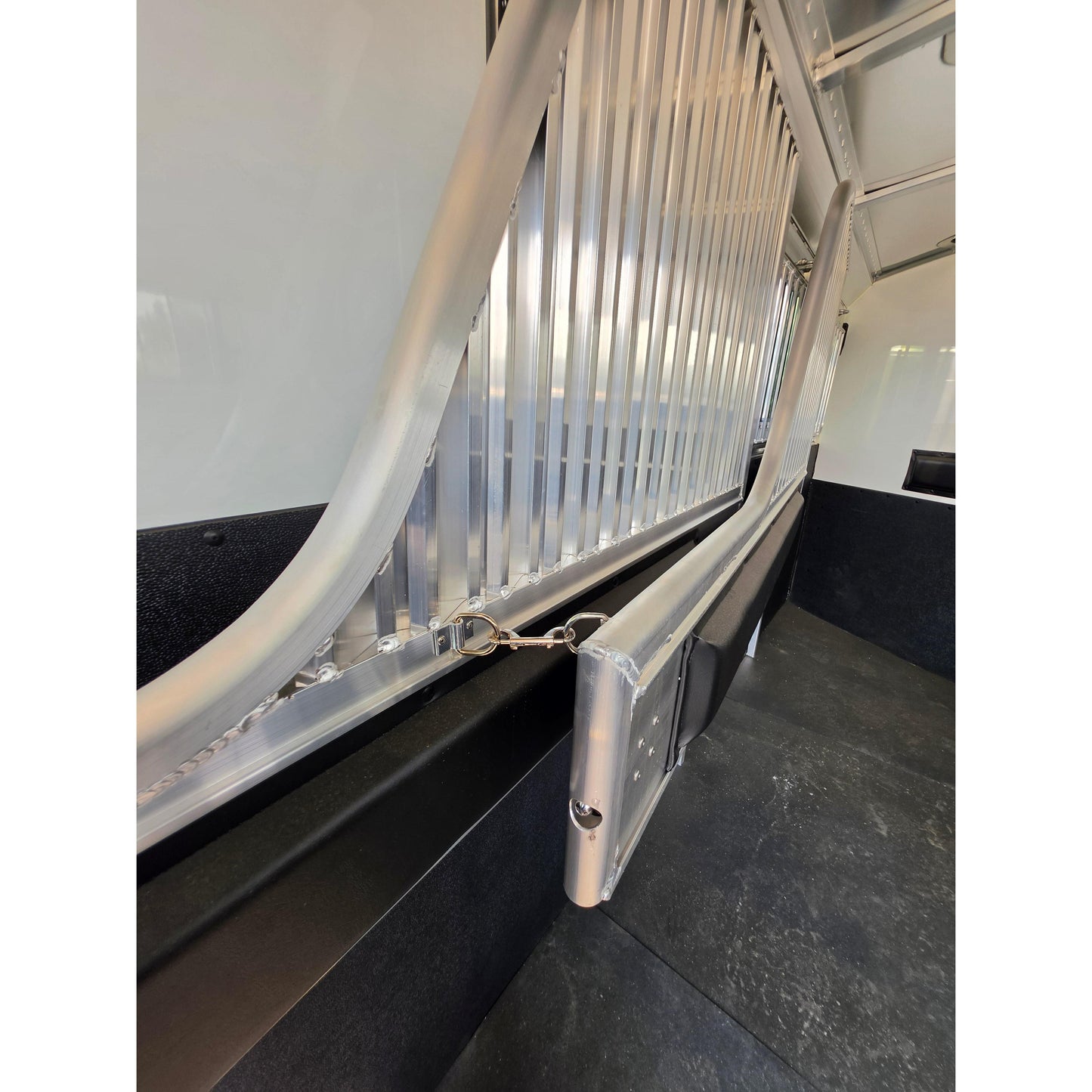 2027 4-Star 17' 3-Horse Slant Load Trailer