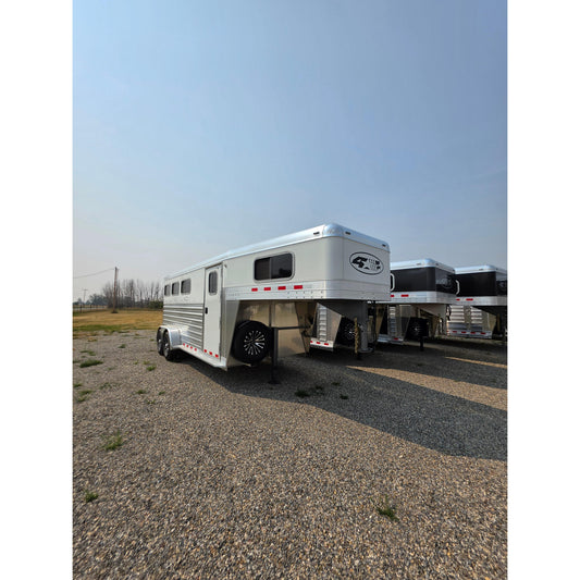 2027 4-Star 17' 3-Horse Slant Load Trailer