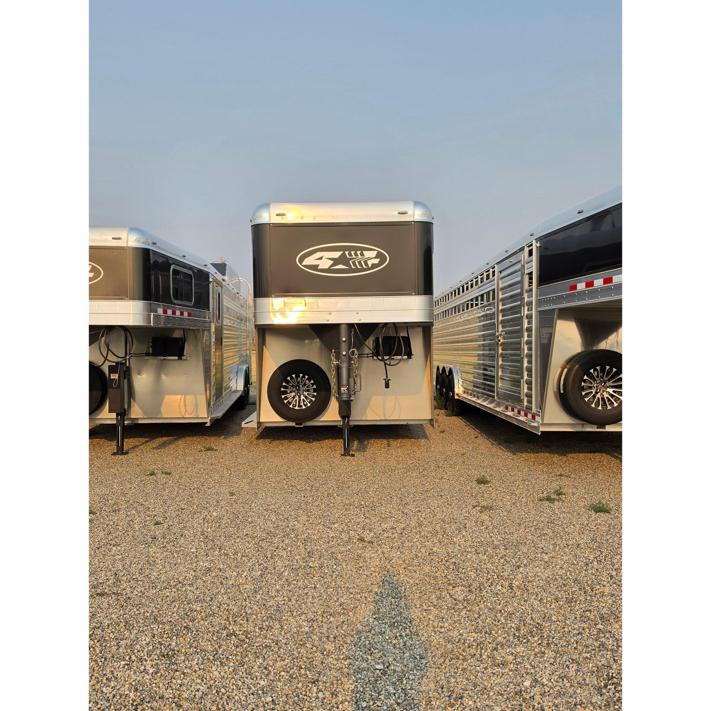 2027 4-Star 23' 4-Horse Slant Load Super Tack