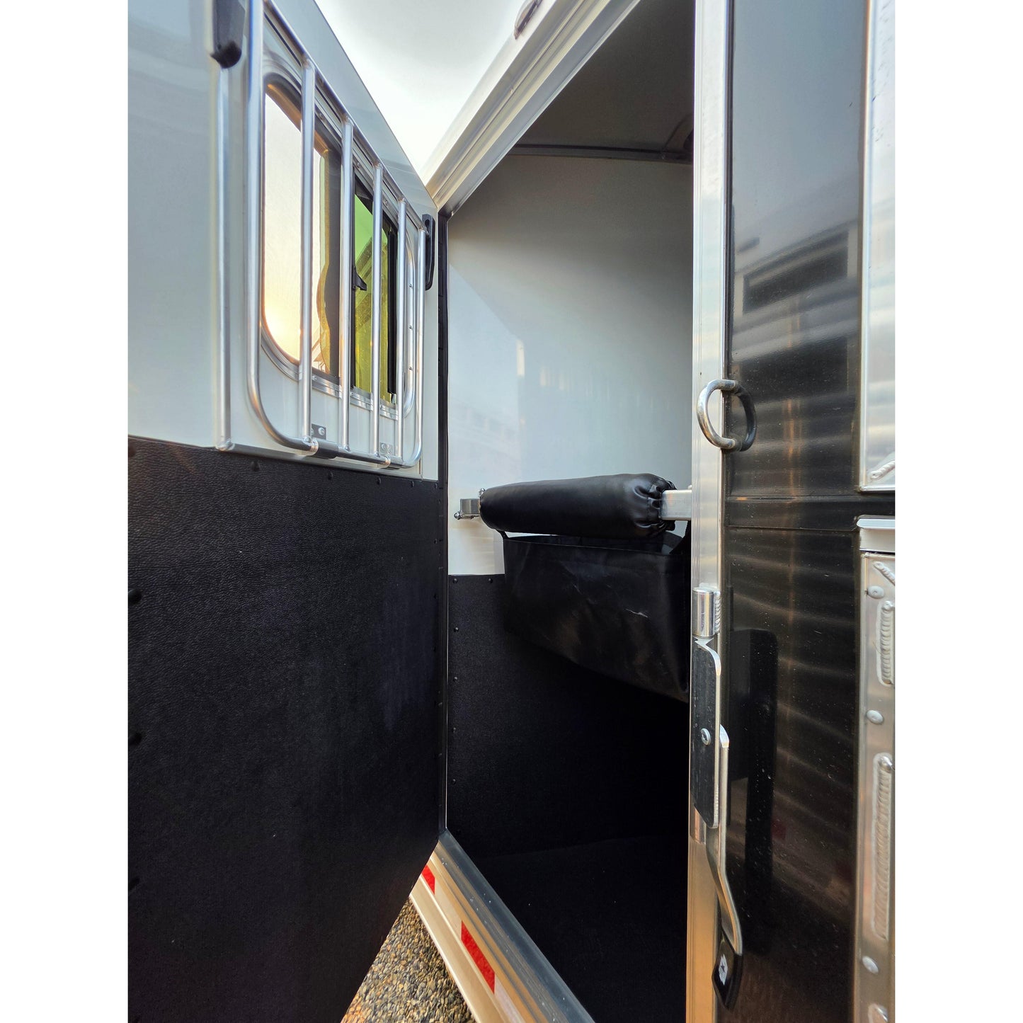 2027 4-Star 23' 4-Horse Slant Load Super Tack