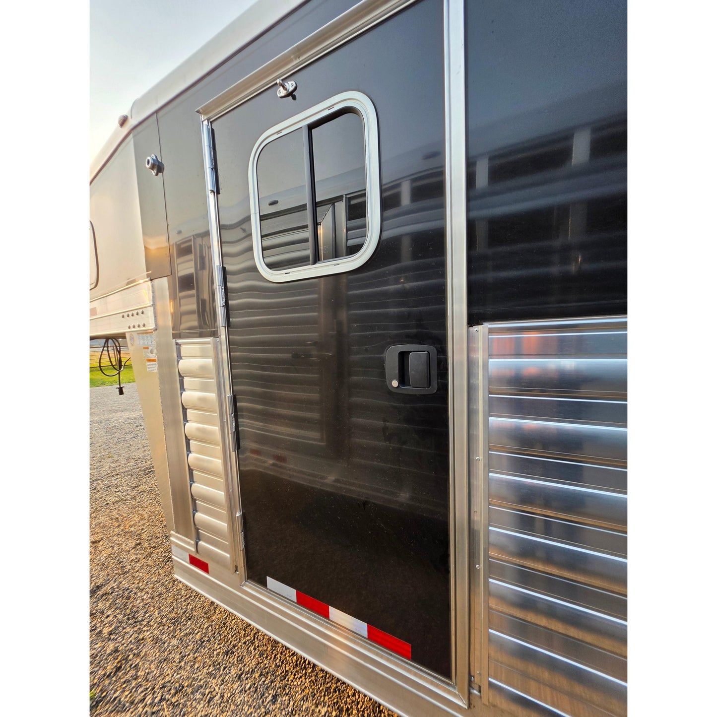 2027 4-Star 23' 4-Horse Slant Load Super Tack