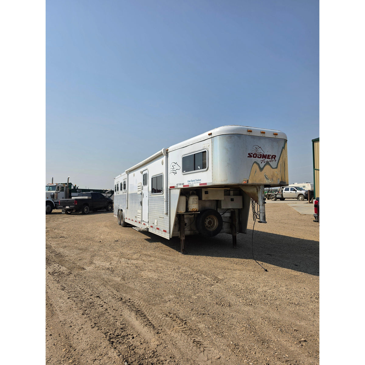 2005 Sooner Living Quarter SE415