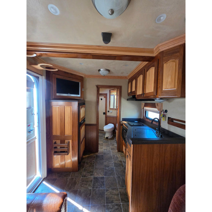 2005 Sooner Living Quarter SE415