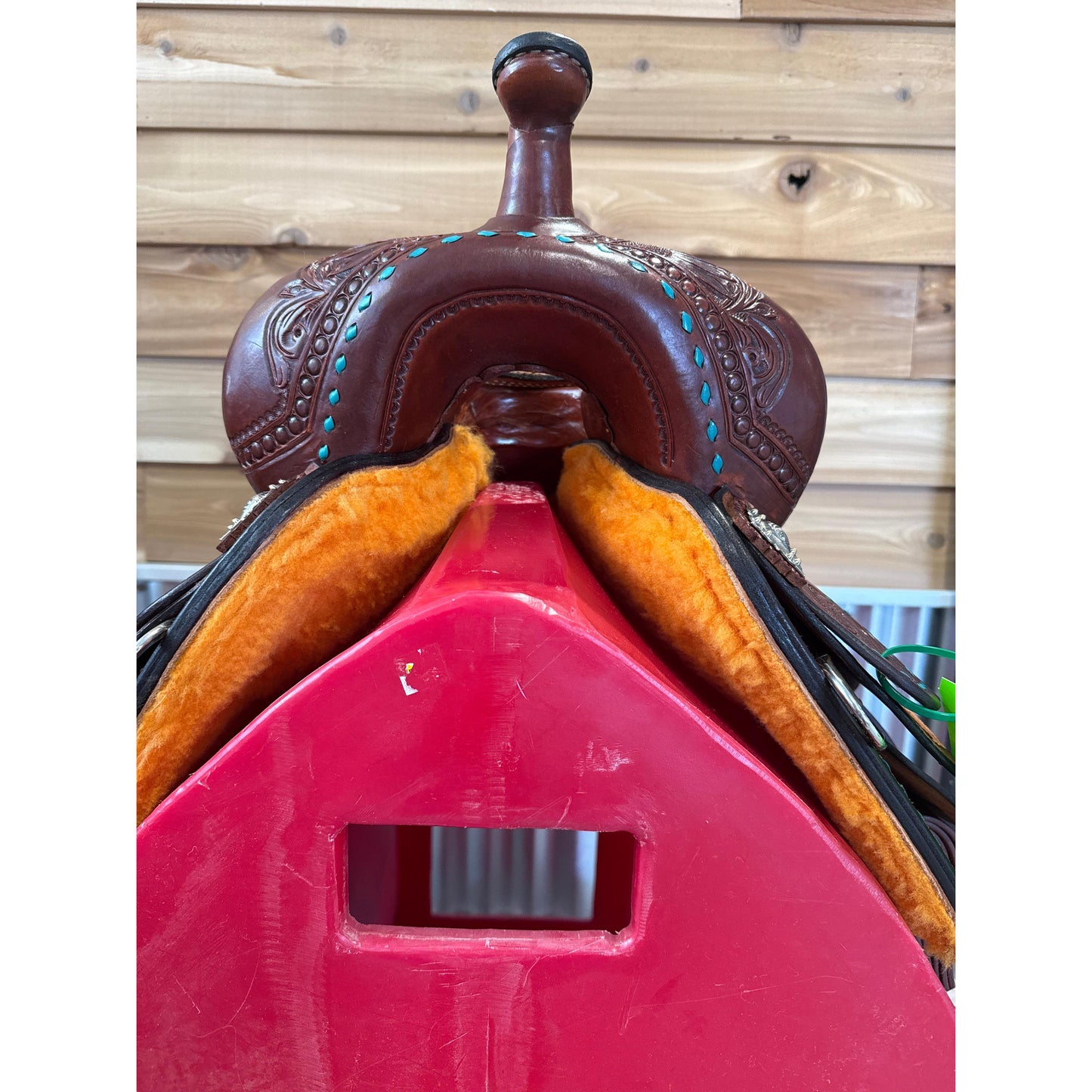 Irvine Custom 14" Barrel Saddle
