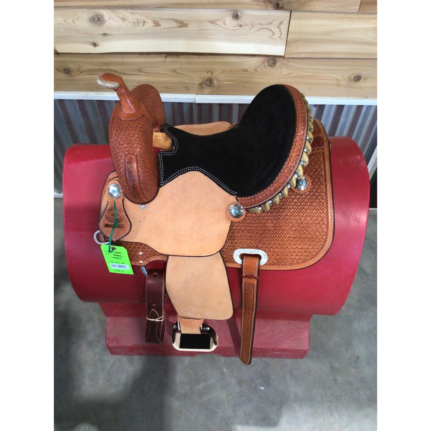 Stock Yard Barrel 13" Barrel Saddle
