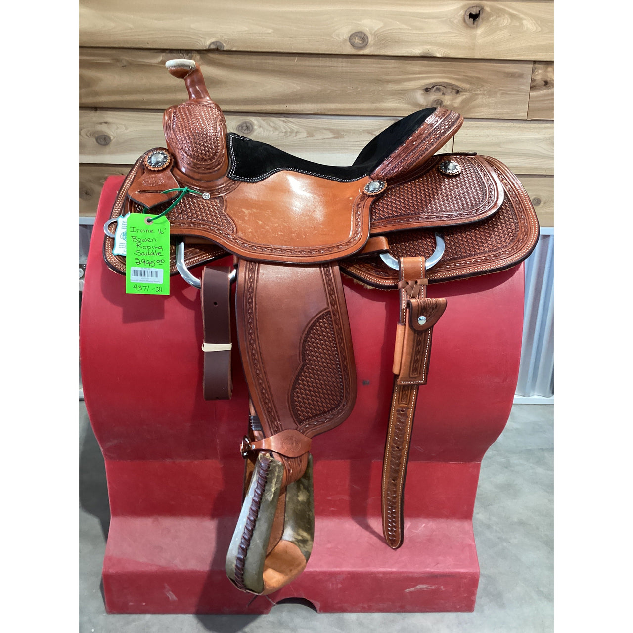 Irvine 16" Bowen Roping Saddle