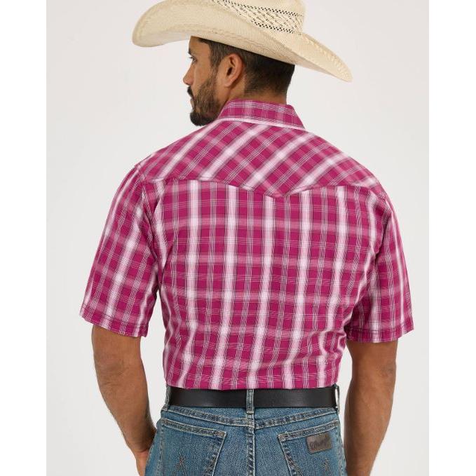 Wrangler Men's 20X Competition Advanced Classic Fit Comfort Short Sleeve Shirt- Sangria
