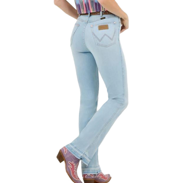 Wrangler Women's Lainey Wilson Raw Hem Boot Huggers - Bleach Blue Wash