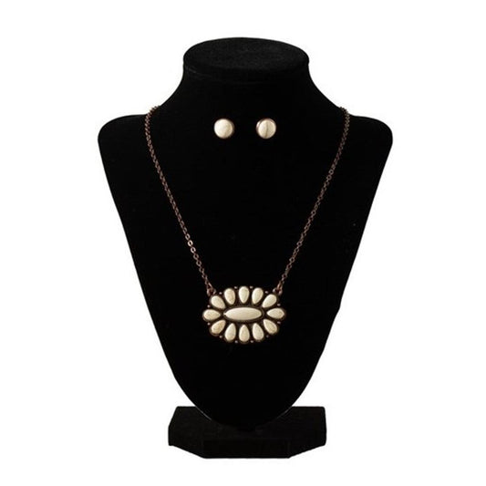 Blazin Roxx Scallopped Earring and Necklace Set