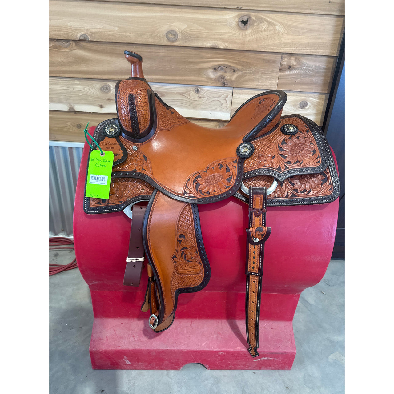 Irvine's Custom 16" Cowhorse