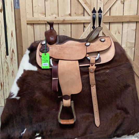 Irvine 15" Team Roping Saddle