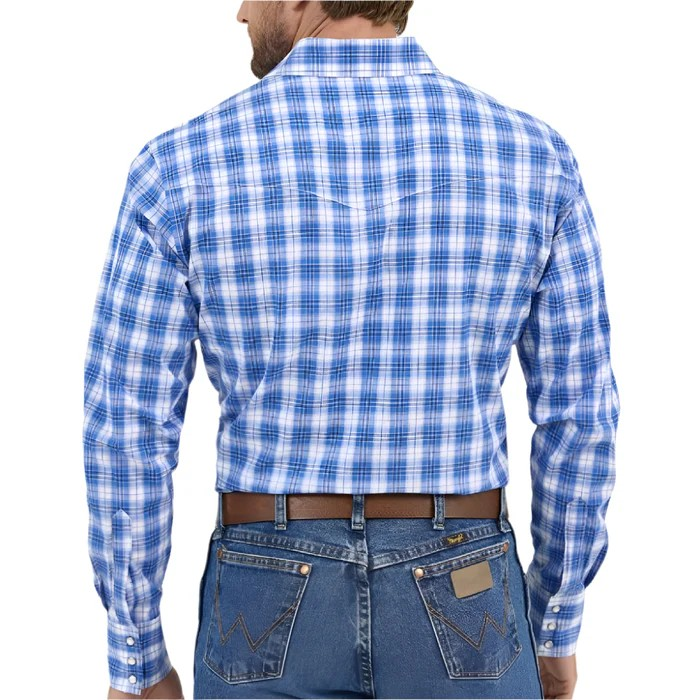 Wrangler Long Sleeve Wrinkle Resistant Classic Fit Shirt - Blue