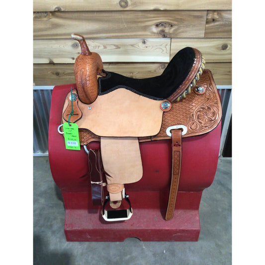 Stock Yard Barrel 17" Barrel Saddle