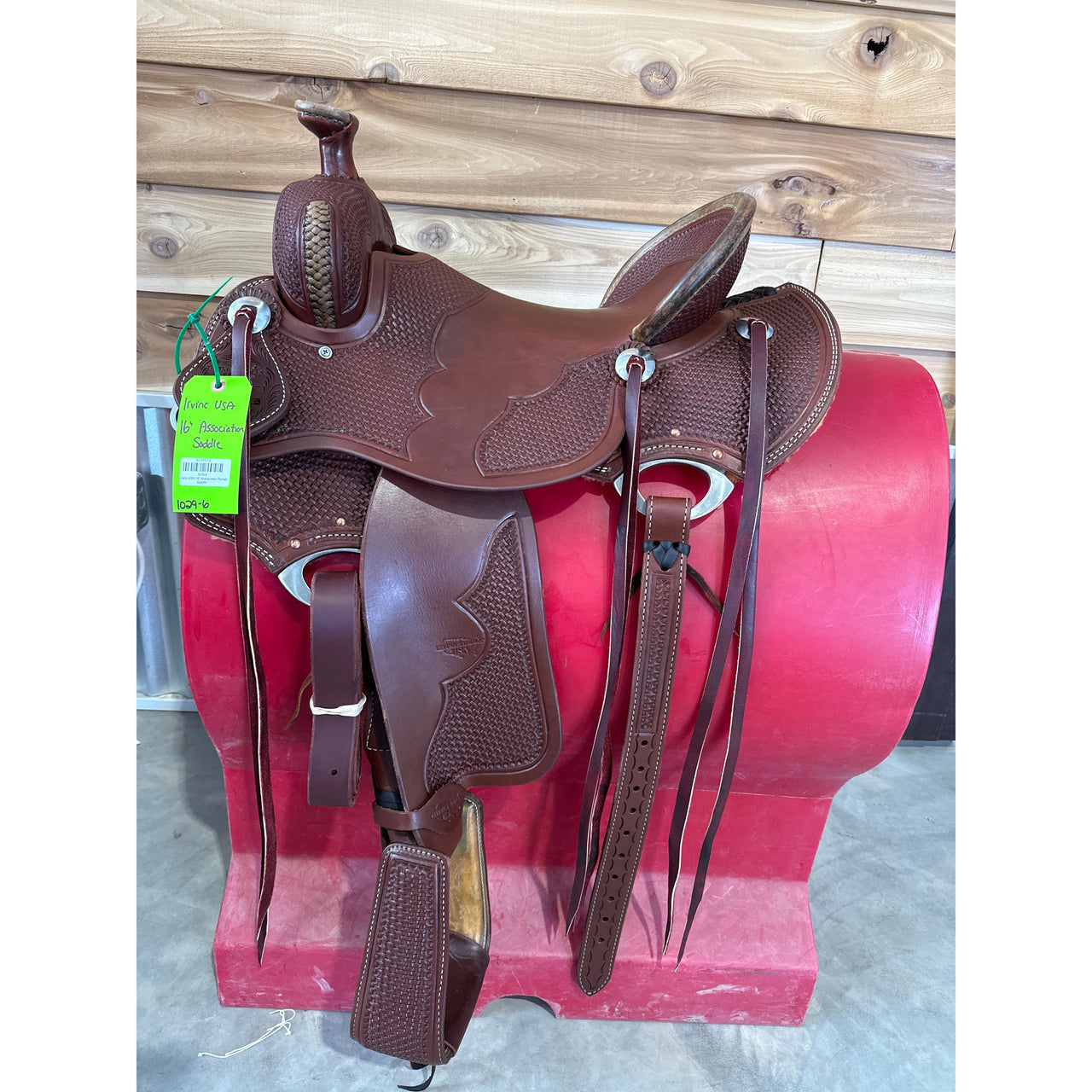 Irvine's USA 16" Association Ranch Saddle