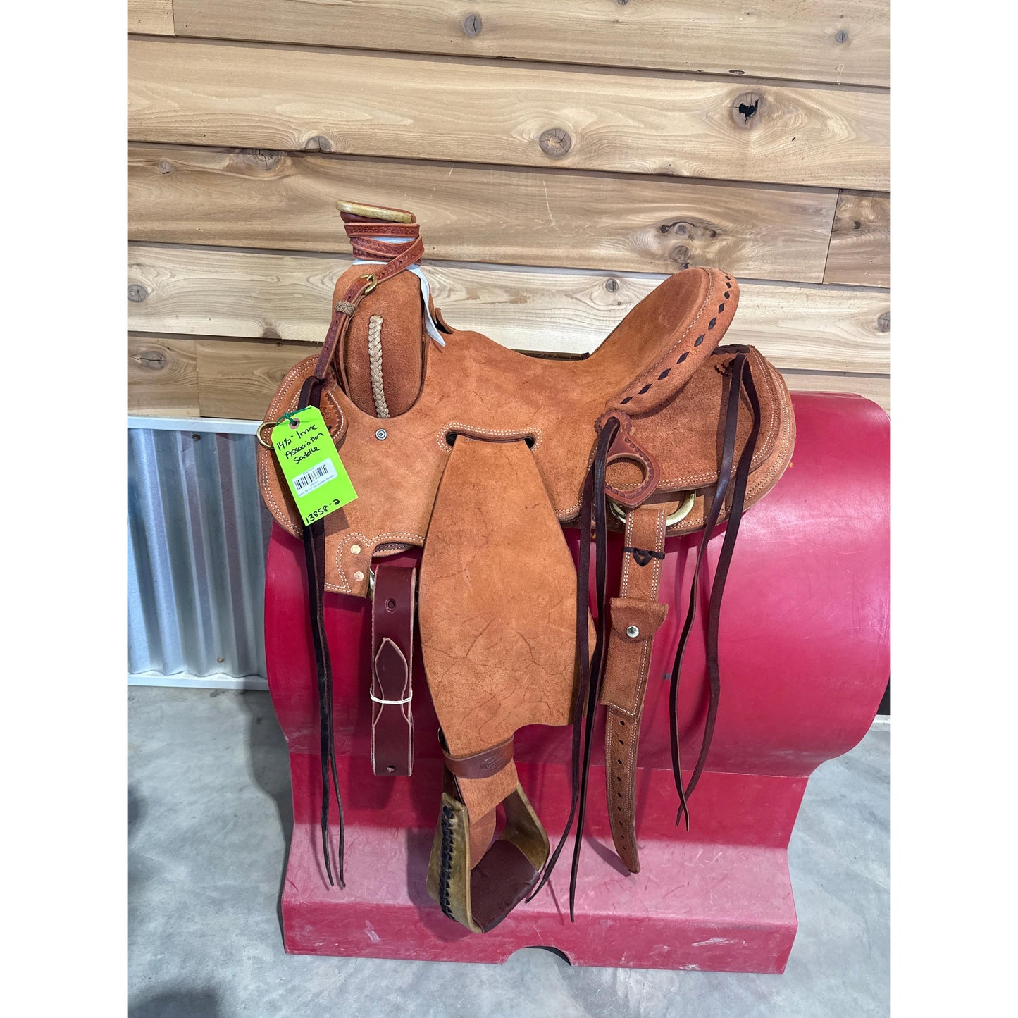 Irvine's 14 1/2" Association Saddle