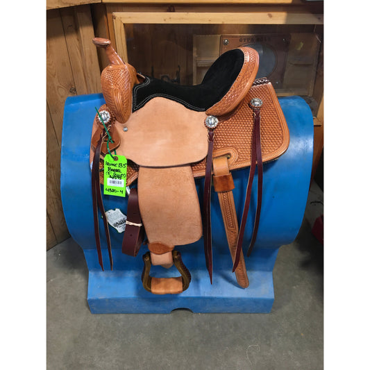 Irvine 13.5" Barrel Saddle (8" Wide Gullet)