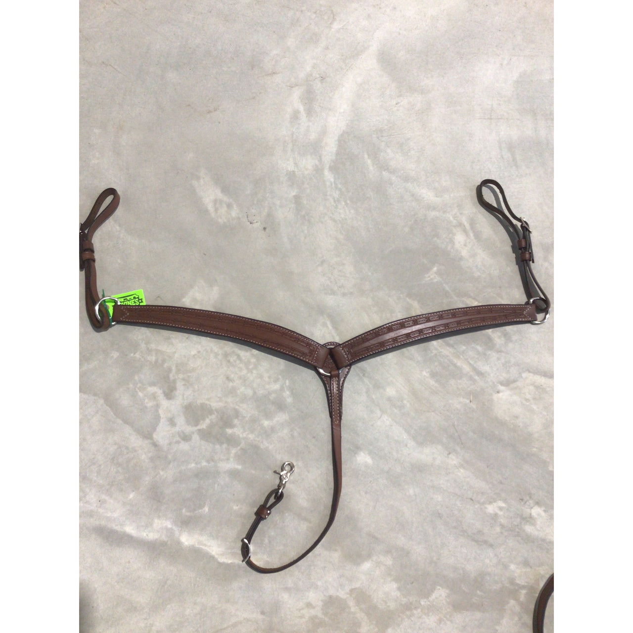 Irvine's 1 3/4 Breast Collar Barbwire Border Dark Oil