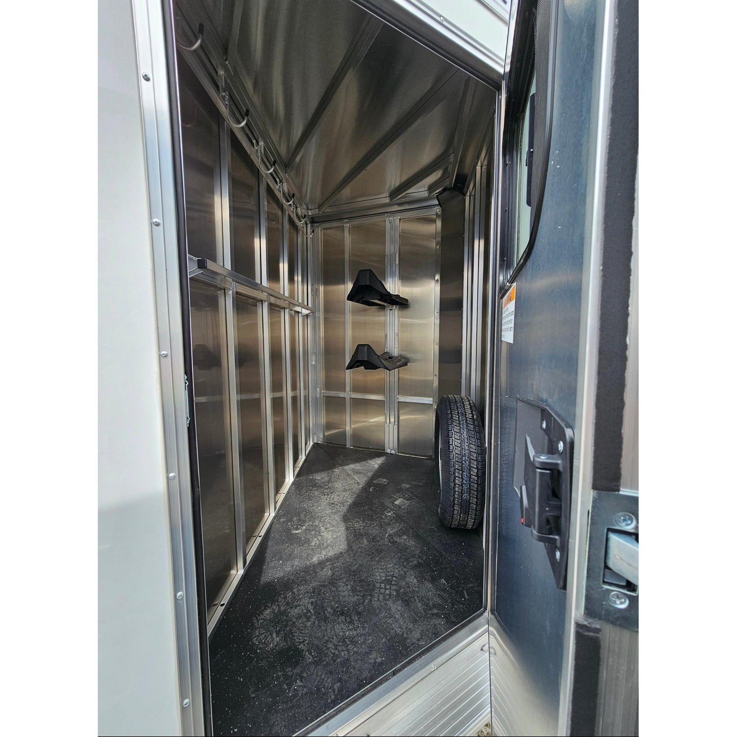 2024 High Country Colt Series Combo/Slant 2-Horse Lite (Wood Deck)