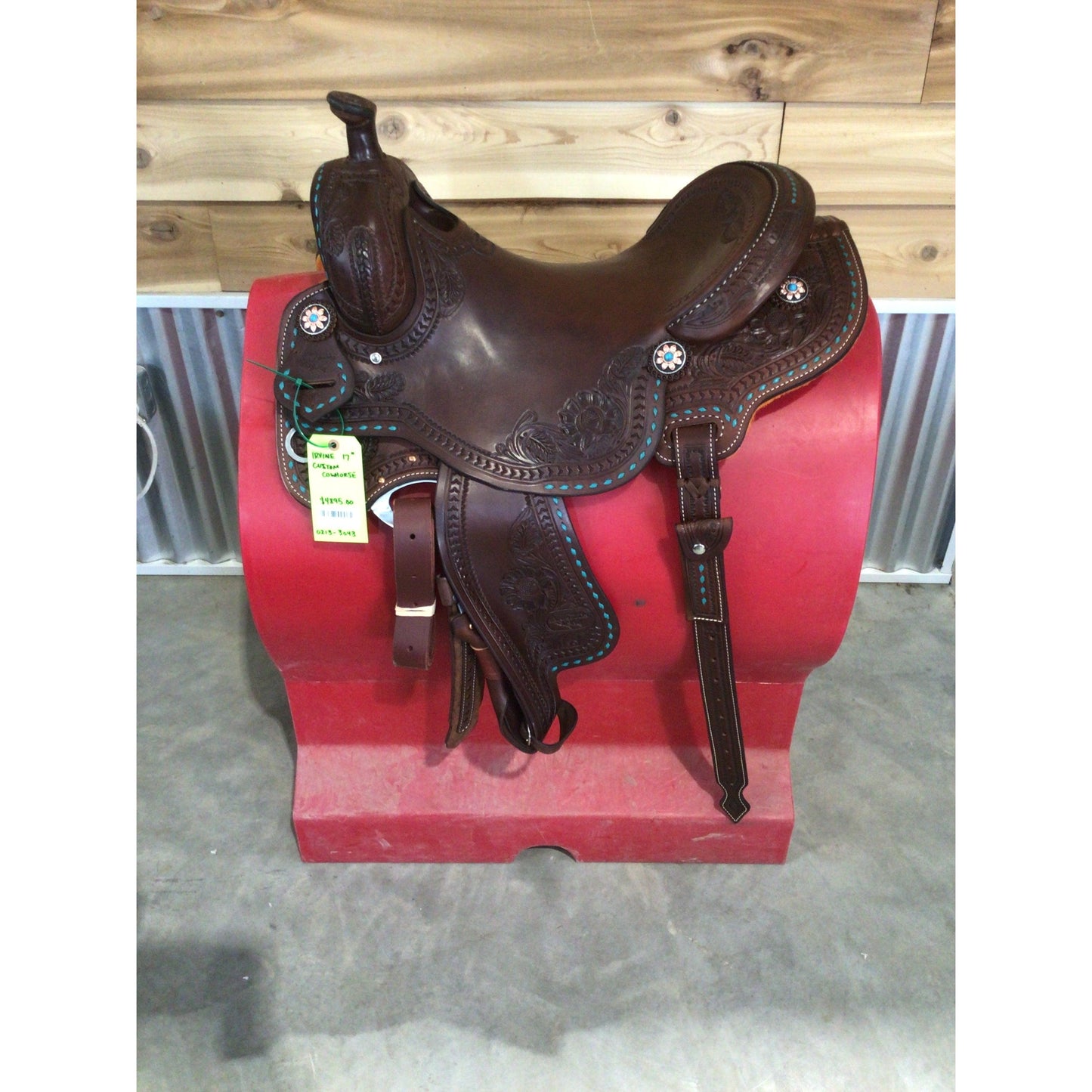 Irvine 17"  Custom Cowhorse - Buckstitch