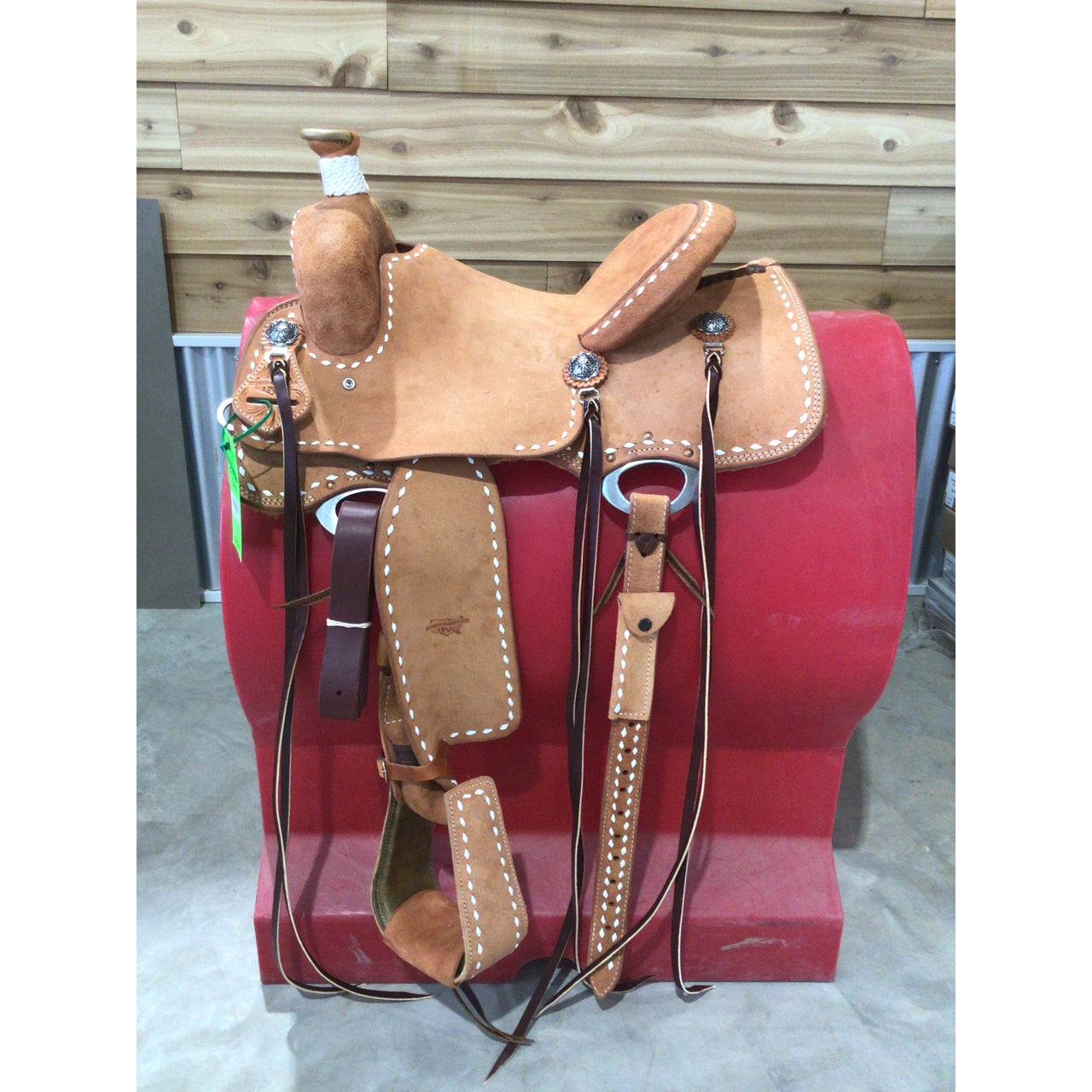 Irvine's USA 15" All Around Saddle