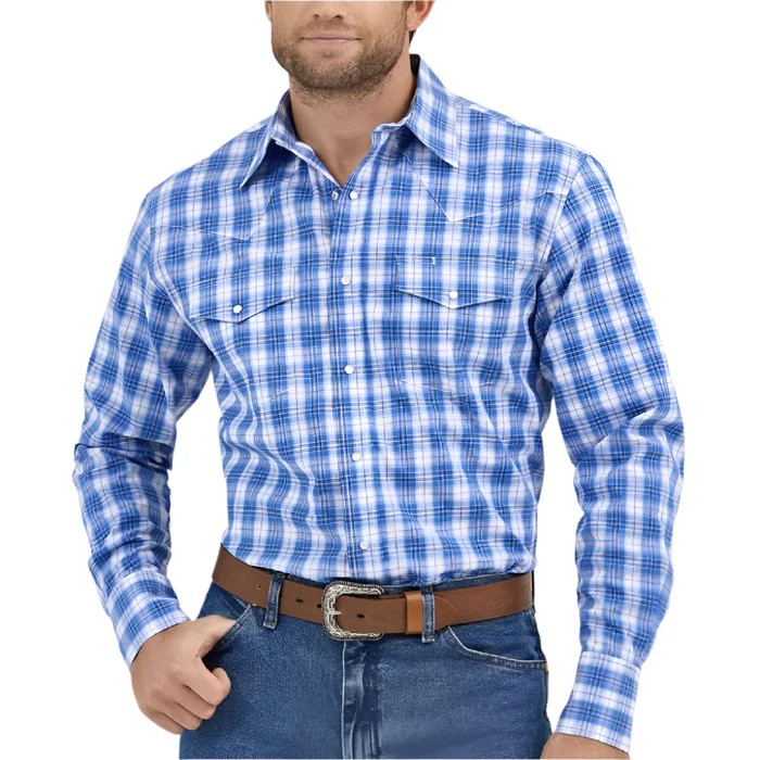 Wrangler Long Sleeve Wrinkle Resistant Classic Fit Shirt - Blue