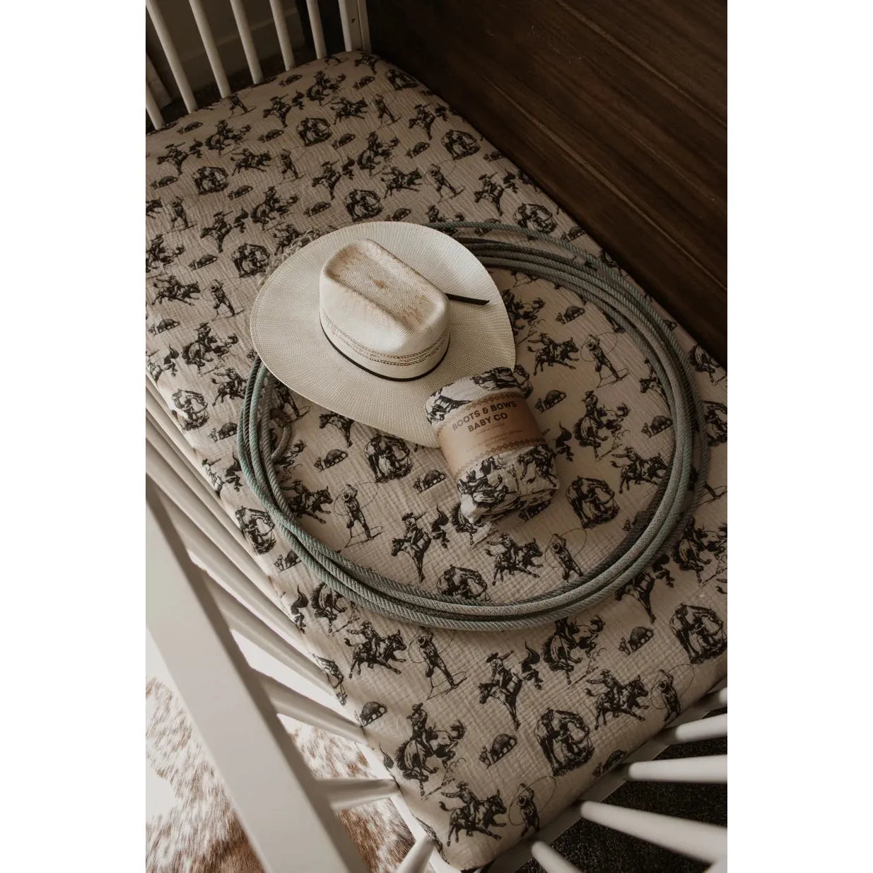 Boots & Bows Retro Crib Sheet