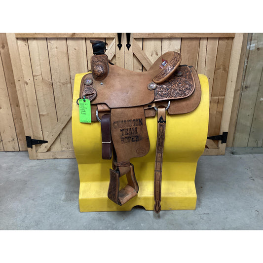Used 15.5 HNS Saddlery Roping Saddle