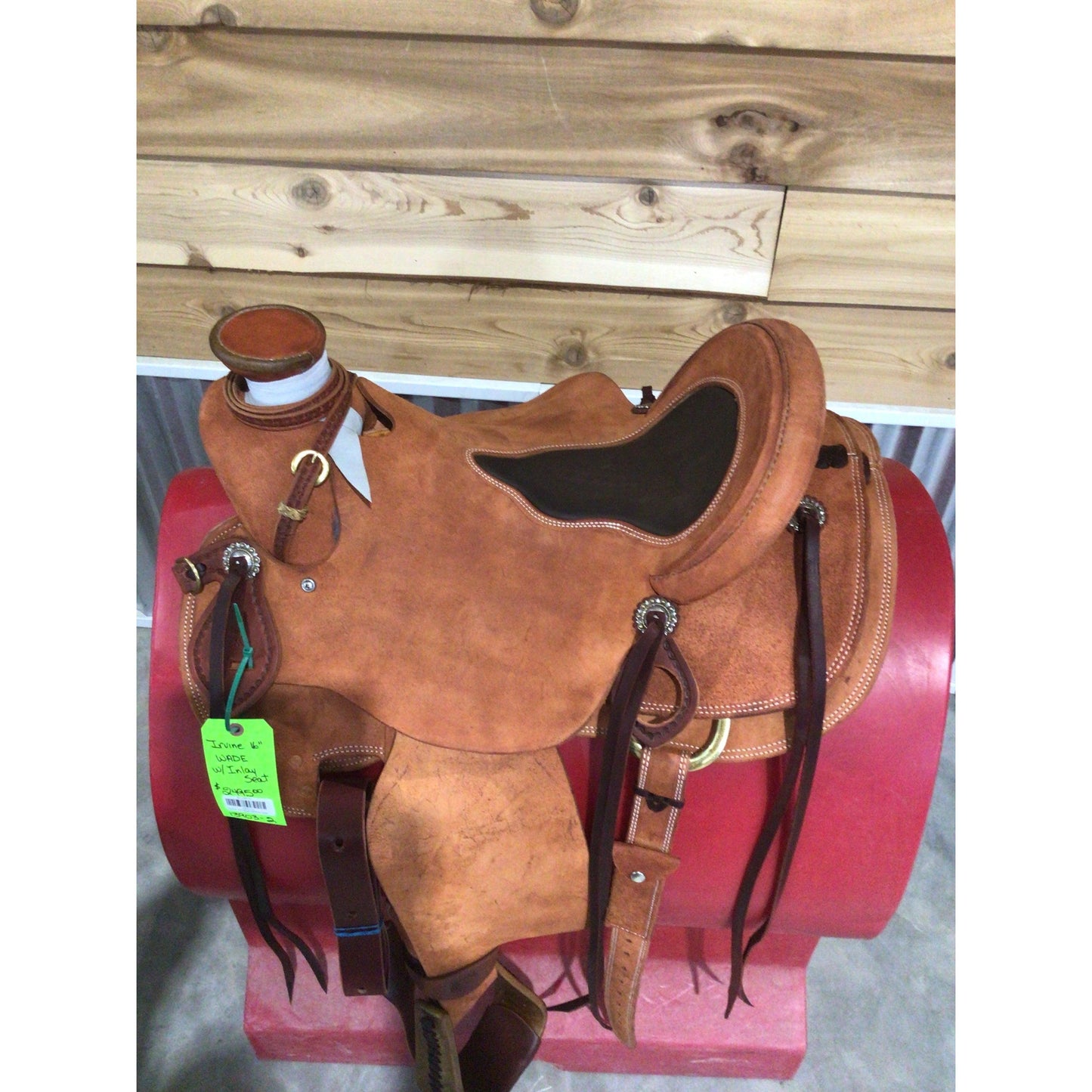 Irvine 16" Wade w/Inlay Seat