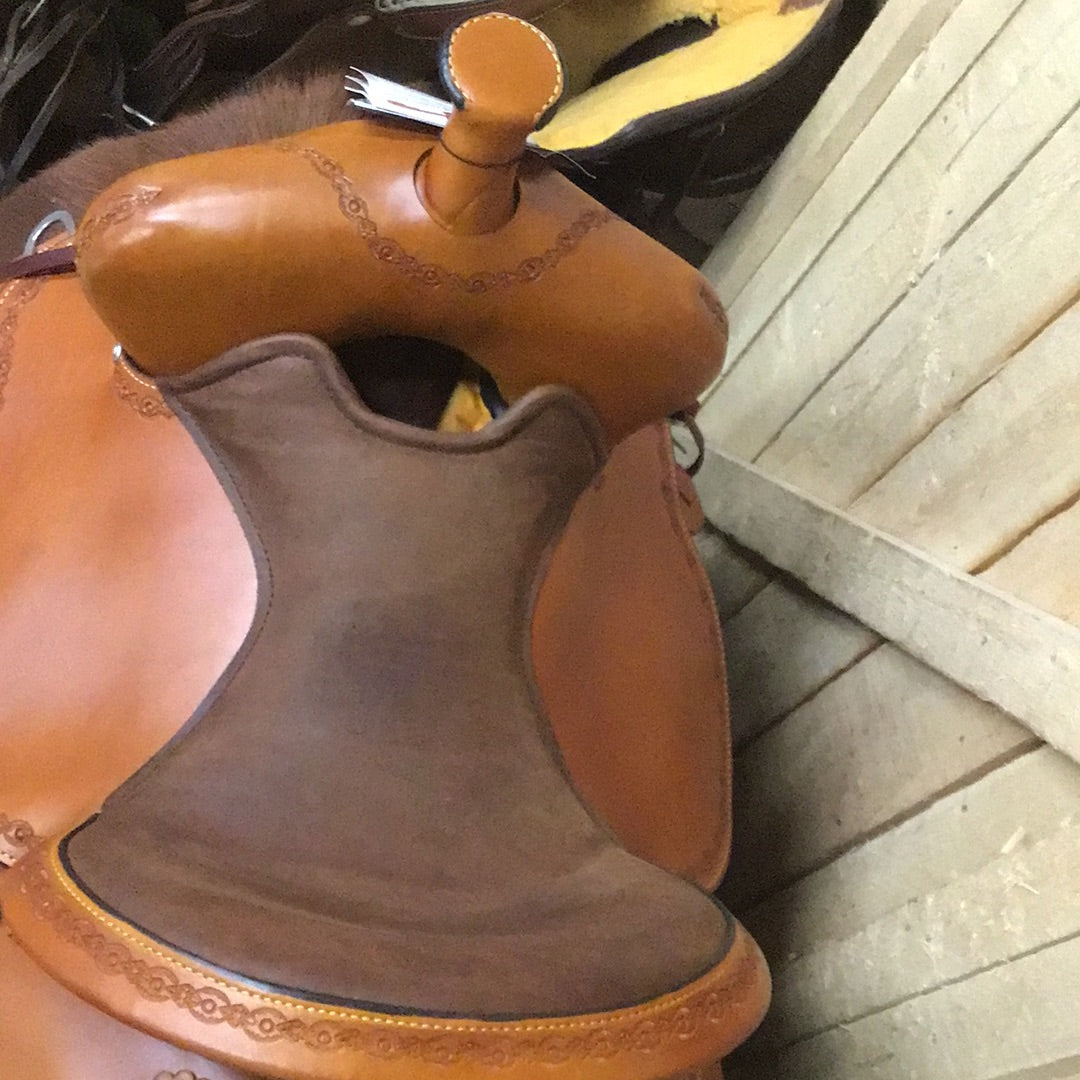 Circle Y 15" Alpine Flex 2 Trail Saddle - Border Tooled