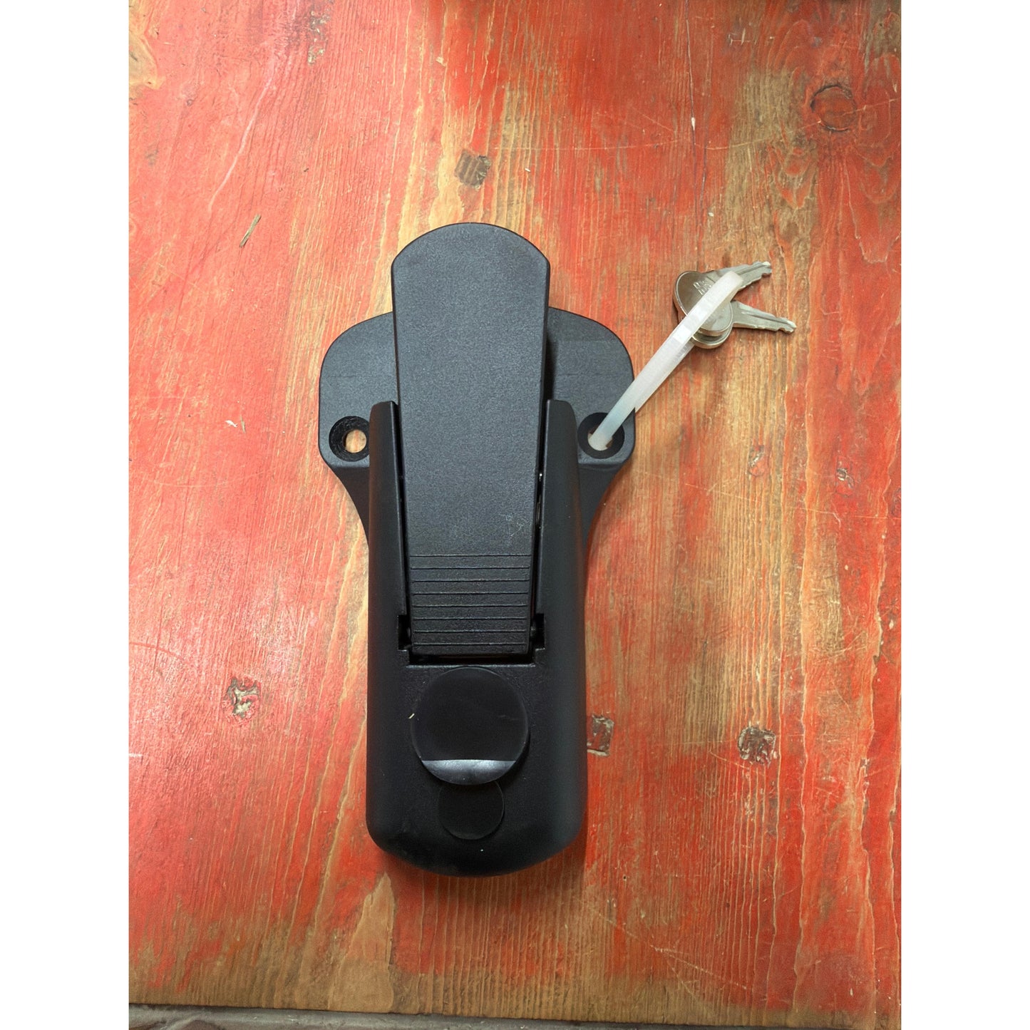 4-Star Black Keyed Seal Plate w/ Rubber Plugs
