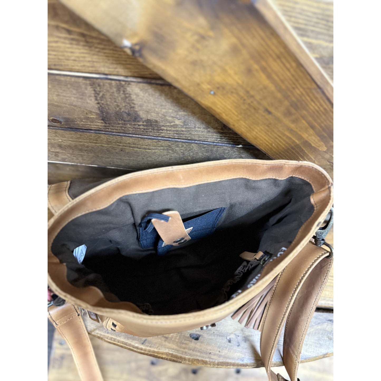 STS Bandera Dakota Crossbody