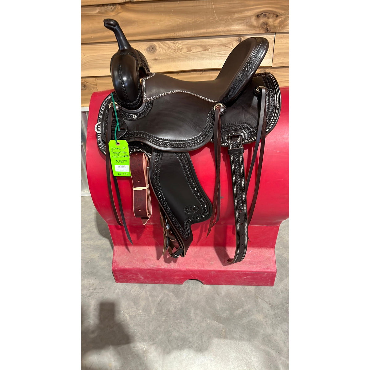 Irvine Cowgirl Pro 16" Trail Saddle-65-013