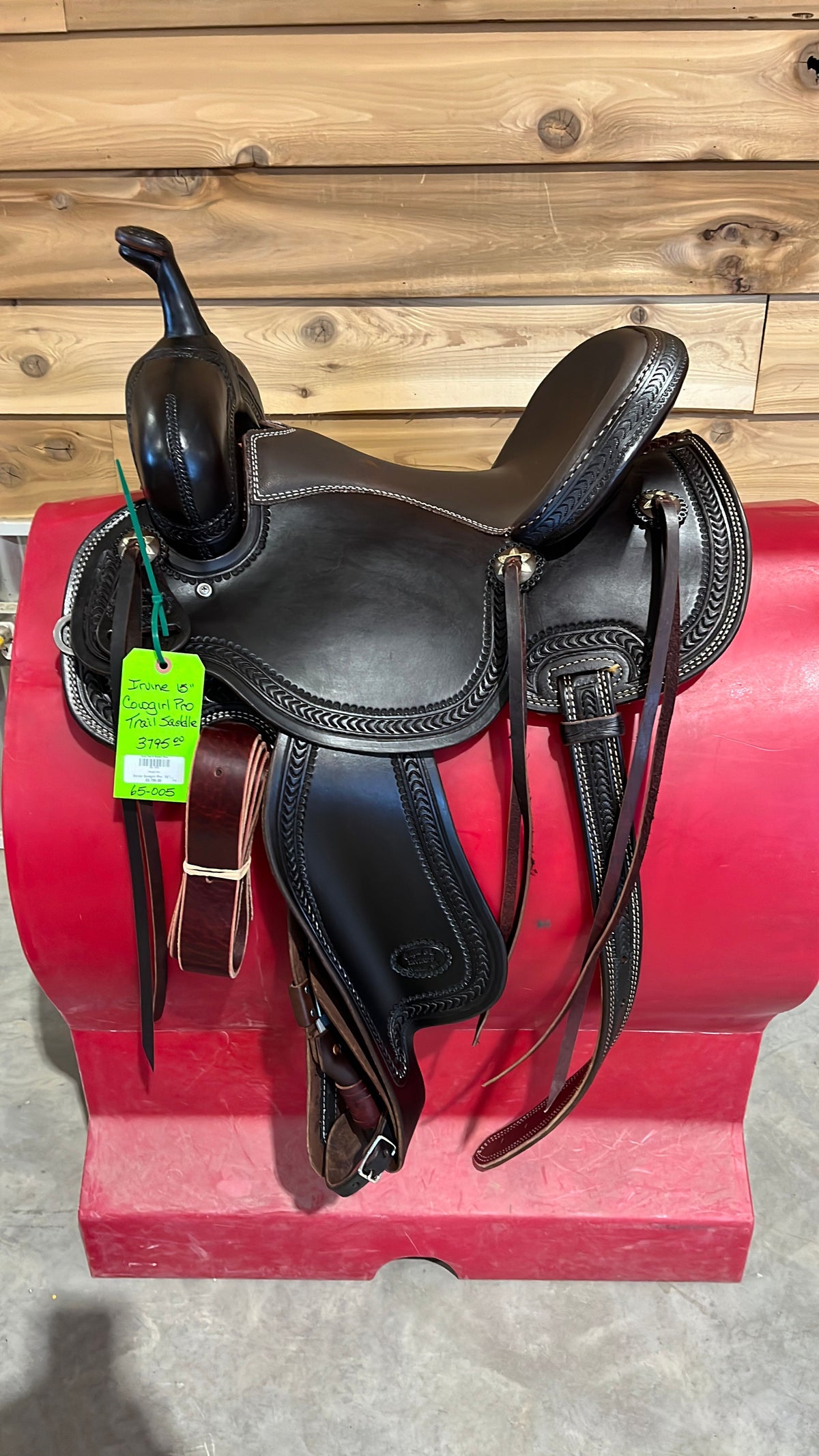 Irvine Cowgirl Pro 15" Trail Saddle-65-005
