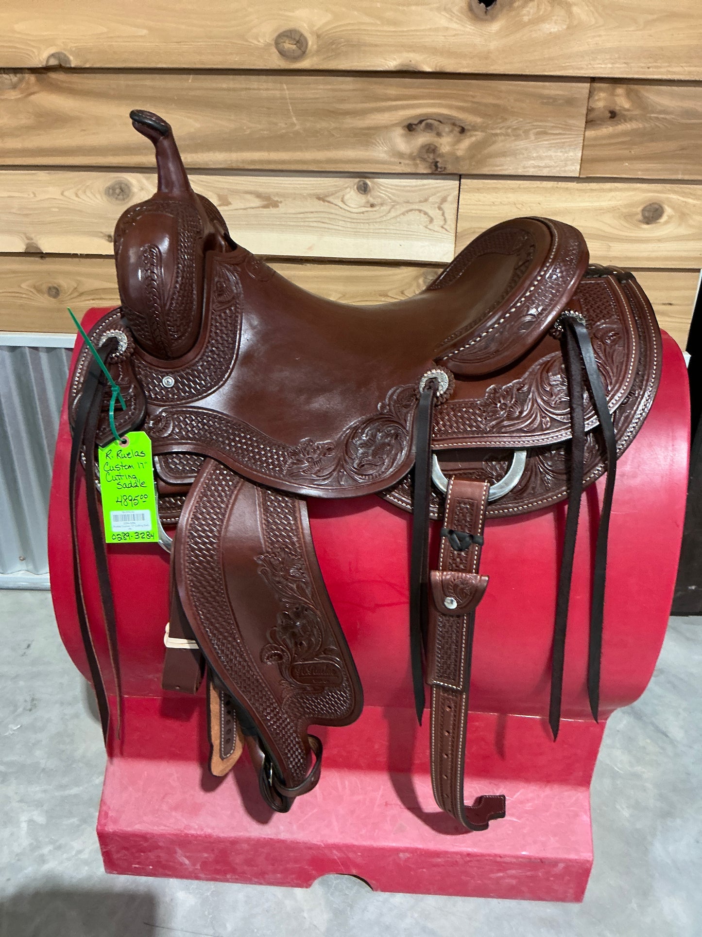 R. Ruelas Custom 17" Cutting Saddle