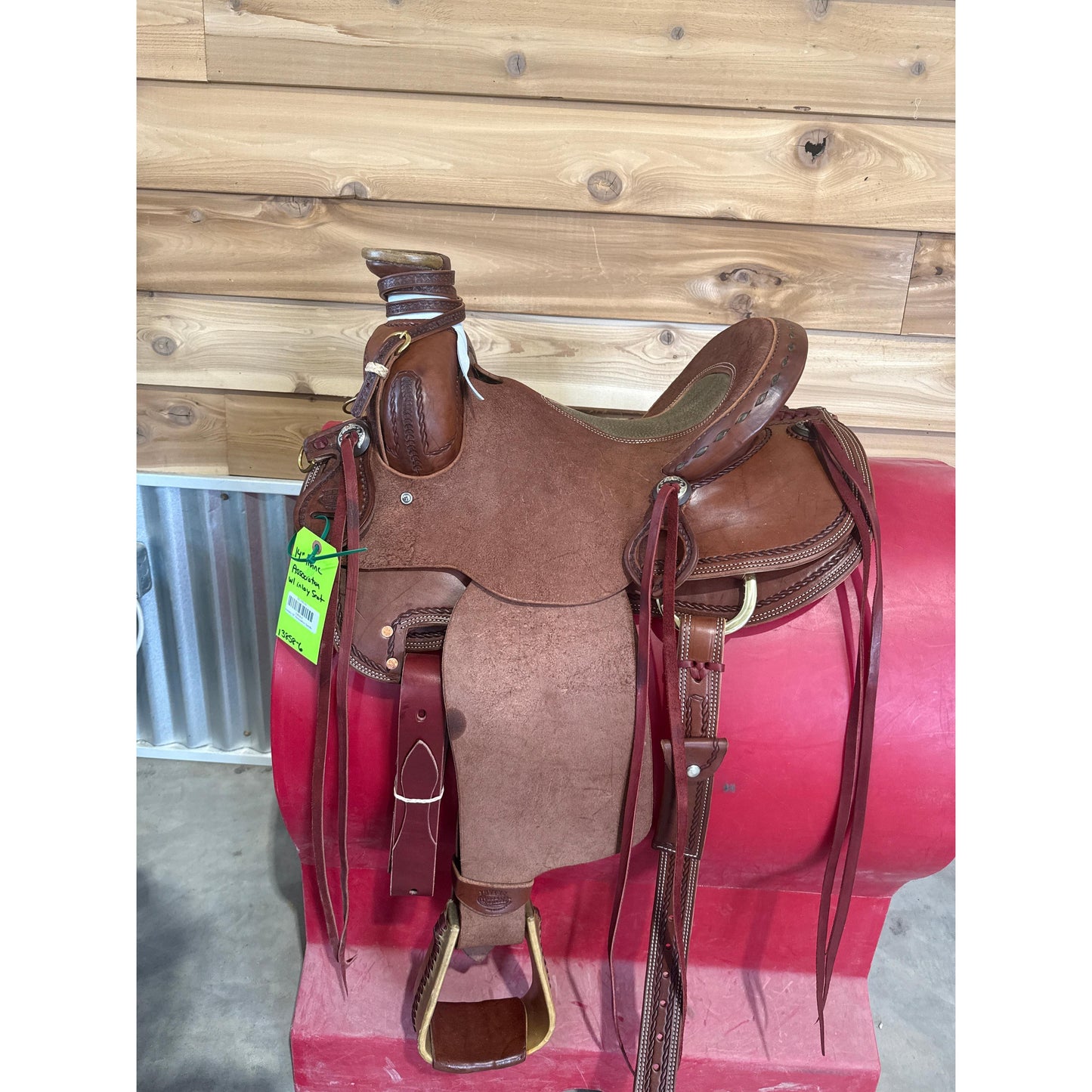 Irvine's 14" Association Saddle