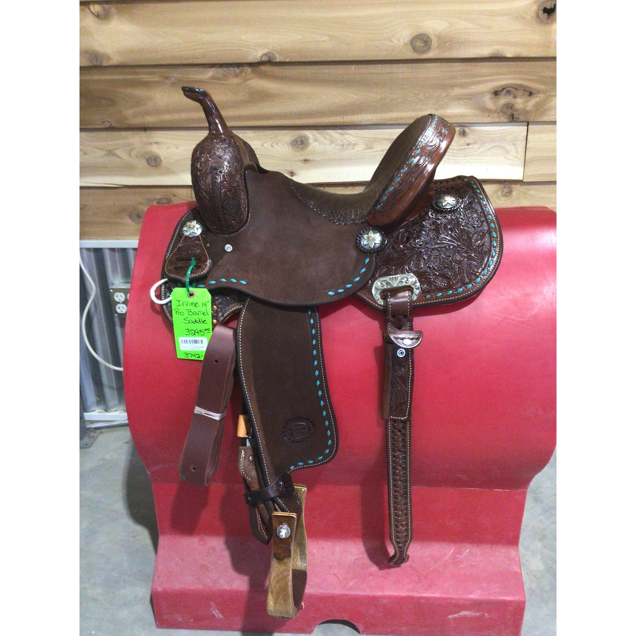 Irvine's Pro 14" Barrel Saddle -Chocolate Finish